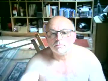 Bluebox65 Chaturbate stream image from June 15, 2026