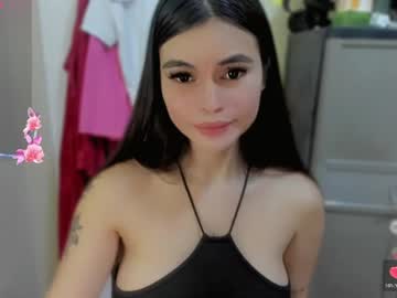 Sexydollfox Chaturbate stream image from June 15, 2026