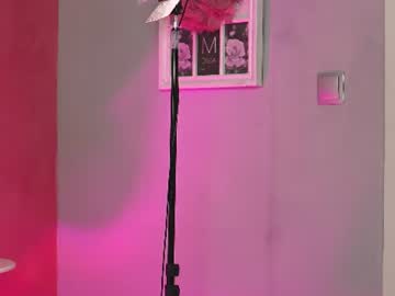 Lizzybliss Chaturbate stream image from June 15, 2026