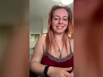 Minimoo2005 Chaturbate stream image from June 15, 2026