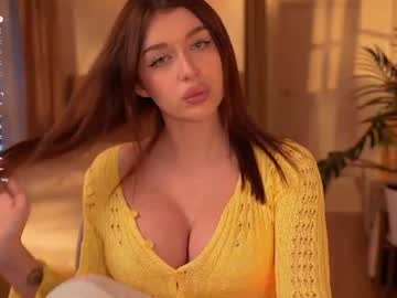 Minirini Chaturbate stream image from June 15, 2026
