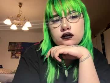 Suicidyalice Chaturbate stream image from June 16, 2026