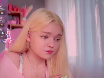 Adelecartier Chaturbate stream image from June 16, 2026