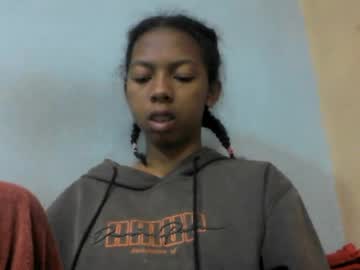 Sarah146341 Chaturbate stream image from June 16, 2026