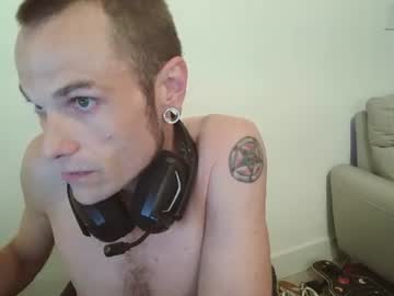 F33nxxx Chaturbate stream image from June 16, 2026