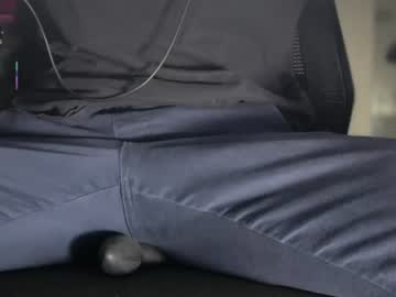 Lilbenny05 Chaturbate stream image from June 16, 2026
