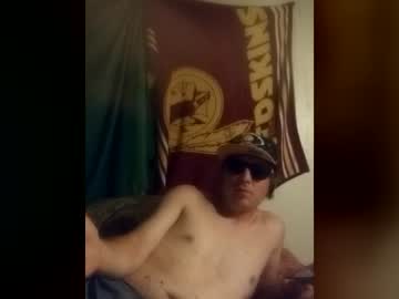 Yoooooboysolo Chaturbate stream image from June 16, 2026