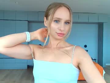 Madlen_New Chaturbate stream image from June 16, 2026