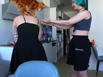 Fox_And_Dog Chaturbate stream image from June 16, 2026