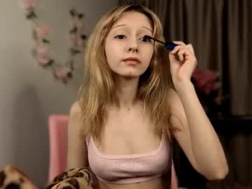 Lonadejonge Chaturbate stream image from June 16, 2026