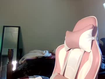 Manicpixiepop Chaturbate stream image from June 16, 2026