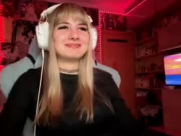 Flossielinks Chaturbate stream image from June 16, 2026