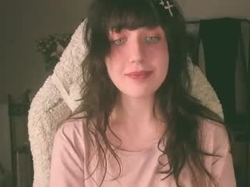 Sheeny_Shy Chaturbate stream image from June 16, 2026
