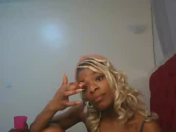 Petite_Luxe1 Chaturbate stream image from June 16, 2026
