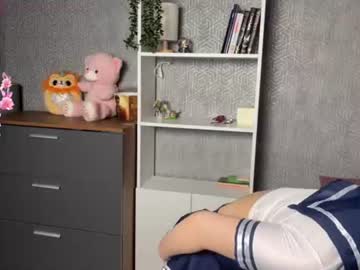 Emmafrize Chaturbate stream image from June 16, 2026