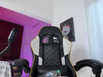 Karolsweet_ Chaturbate stream image from June 16, 2026