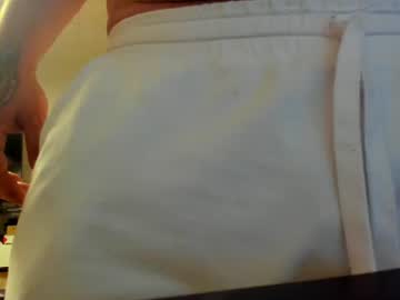 Killerbeexxx Chaturbate stream image from June 16, 2026