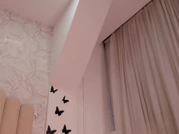 Foxy200__ Chaturbate stream image from June 16, 2026