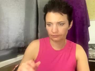 Hotmamaqueen234 Chaturbate stream image from June 16, 2026