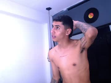 Valentino_West Chaturbate stream image from June 17, 2026