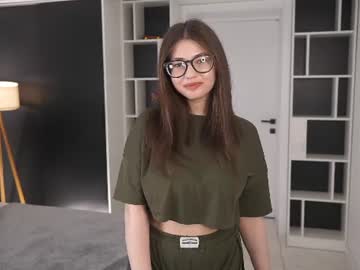 Hanamcrorie Chaturbate stream image from June 17, 2026