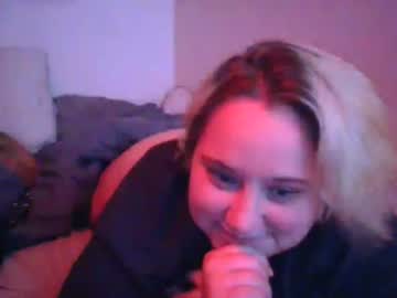 Cheekychick420 Chaturbate stream image from June 17, 2026