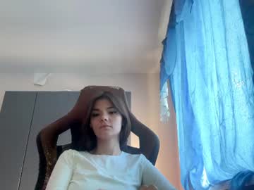 Rozellabentler Chaturbate stream image from June 17, 2026