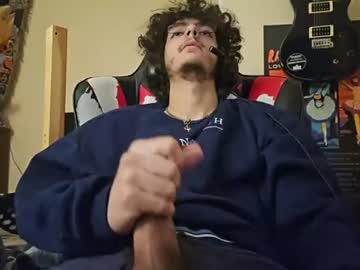 Slprstim Chaturbate stream image from June 17, 2026