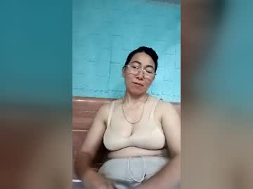 Mickye00 Chaturbate stream image from June 17, 2026