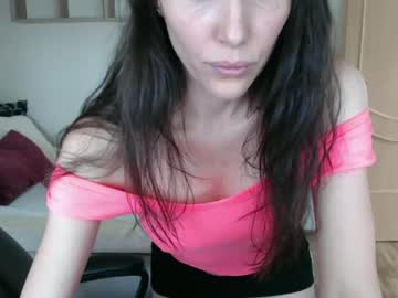 Lunessa_Night Chaturbate stream image from June 17, 2026