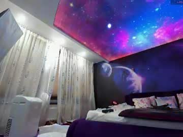 Laurajinxxx Chaturbate stream image from June 17, 2026