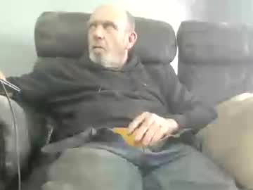Gaggn4it Chaturbate stream image from June 17, 2026