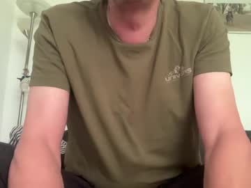 Lustswitch2605 Chaturbate stream image from June 17, 2026