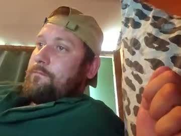 Tieduphero Chaturbate stream image from June 17, 2026