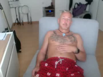Estevano Chaturbate stream image from June 17, 2026