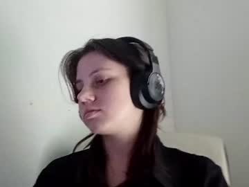 Francescabatrez Chaturbate stream image from June 17, 2026