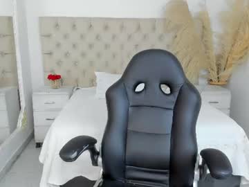 Cintiacolins Chaturbate stream image from June 17, 2026