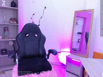 Jisoo__ Chaturbate stream image from June 17, 2026