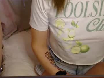 Longlegstammy Chaturbate stream image from June 17, 2026