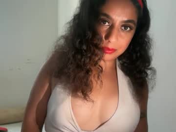 Fayfay2002 Chaturbate stream image from June 17, 2026