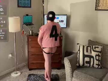 Forttroffaddict Chaturbate stream image from June 17, 2026