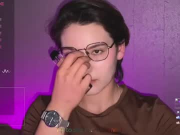 Iceeheart Chaturbate stream image from June 17, 2026