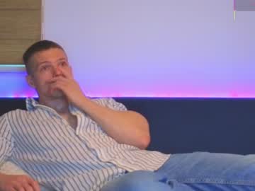 Julian_Turner Chaturbate stream image from June 17, 2026