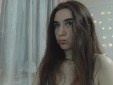 Meewli Chaturbate stream image from June 17, 2026