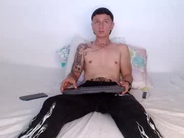 Santiandpipe Chaturbate stream image from June 17, 2026