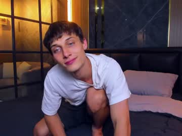 Kenter_Parker Chaturbate stream image from June 17, 2026