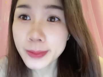 Luna4739 Chaturbate stream image from June 17, 2026