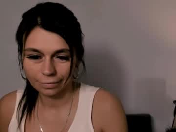 Freyanaughty69 Chaturbate stream image from June 17, 2026