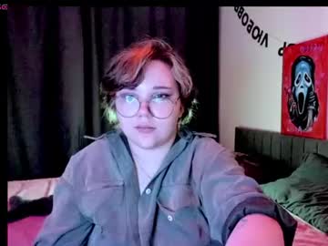 Lily_Violettt Chaturbate stream image from June 17, 2026