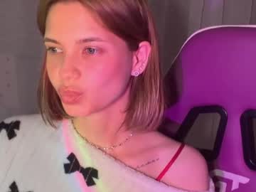Miralapics Chaturbate stream image from June 18, 2026